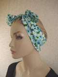 Haw to wear women headband.