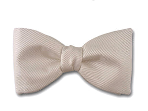 White silk twill bow tie. Classic white bowtie.