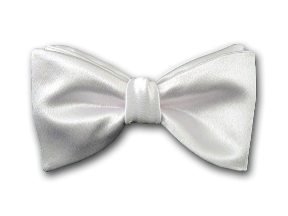 Formal solid white silk bow tie for men. Tuxedo bow tie.