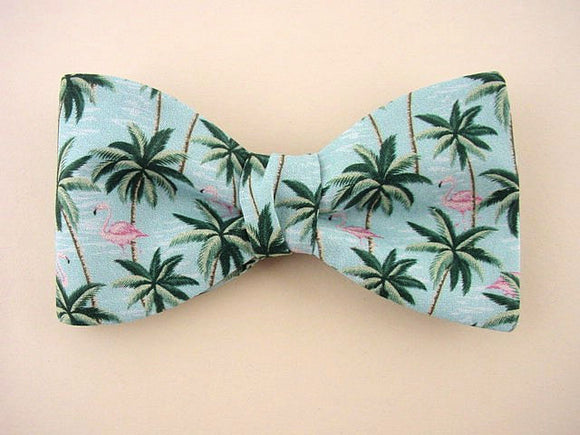 Hawaiian bow tie with palm tree and flamingo.