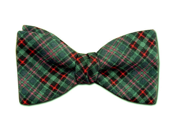 Christmas Plaid Bow Tie in Green and Red.
