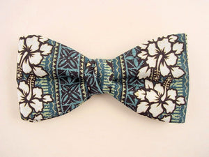 Hawaiian flower Bow tie. White Hibiscus on green and blue