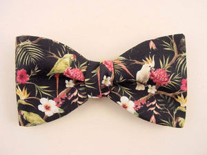 Tropical parrots and Hawaiian Flowers and Leaf. pattern bow tie.