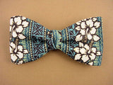 Bow tie "Hawaiian Flower / Turtle on Blue" - Hand Made in USA